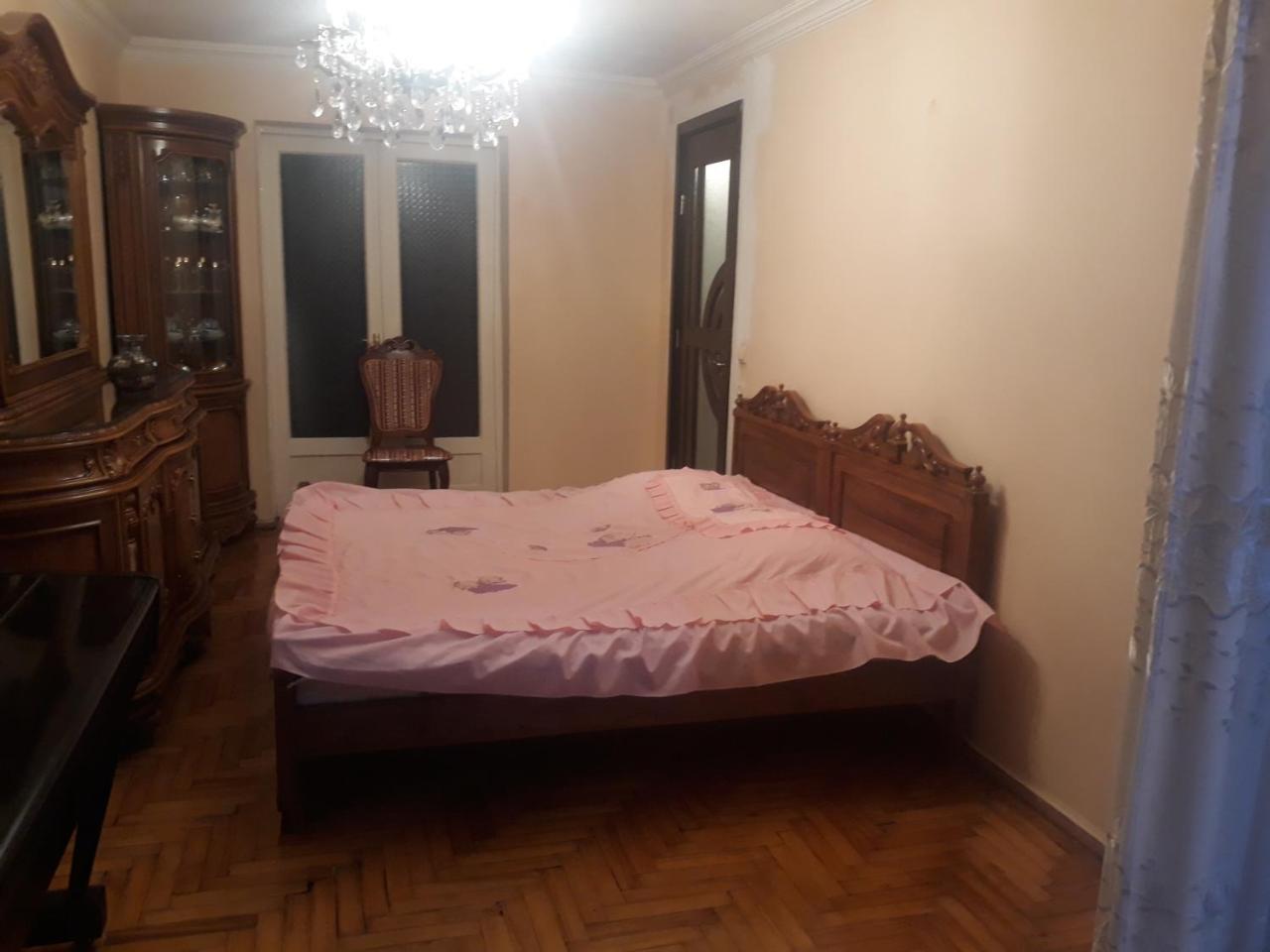 巴统Madona'S House公寓 外观 照片