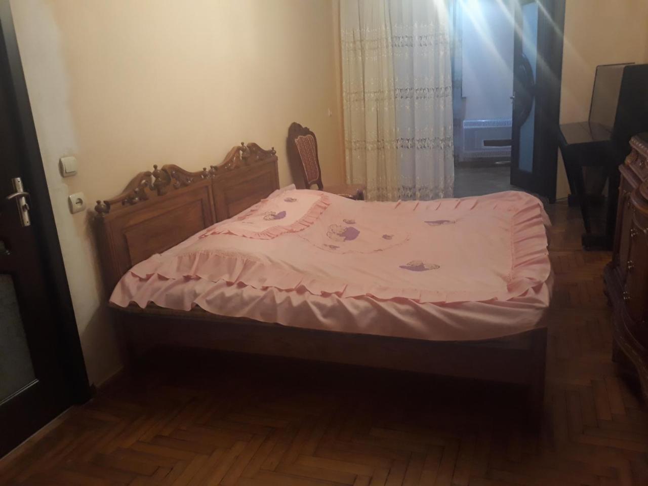 巴统Madona'S House公寓 外观 照片